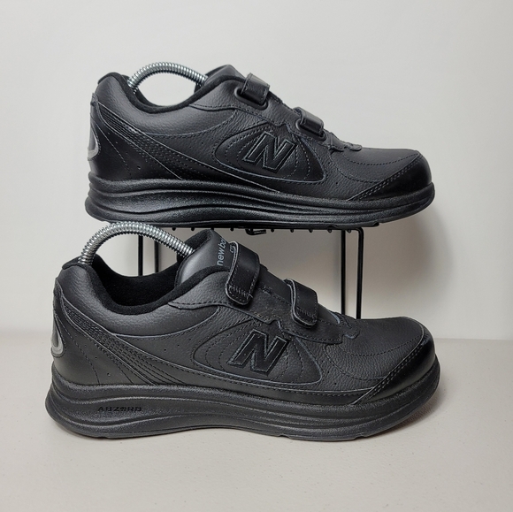 New Balance Women's 577 V1 Hook and Loop Walking Shoe Black Sz 10W - Picture 2 of 11